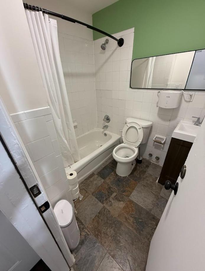 ניו יורק East Harlem Hostel מראה חיצוני תמונה